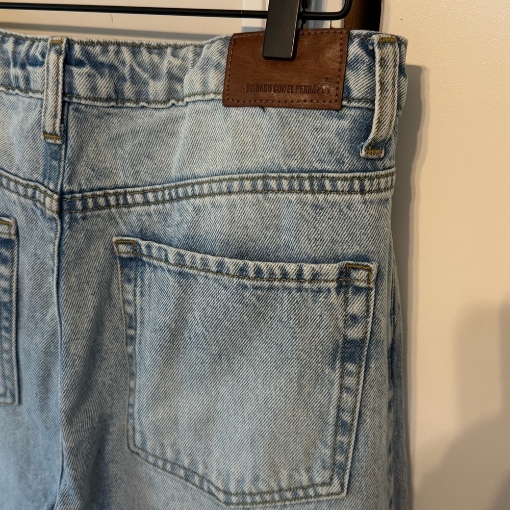 Cuidado Con El Perro Women’s Light Wash Straight Denim Jeans 100% Cotton Size 4 - Picture 7 of 15